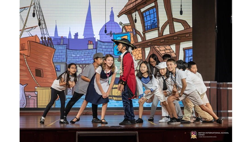 Year 6 students at BIS Hanoi present 'Pirates of the Curry Bean' musical-year-6-students-at-bis-hanoi-present-pirates-of-the-curry-bean-musical-DSC04272  LINK
