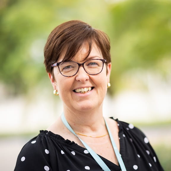 Our Staff and How We Teach | British International School Hanoi - Feature Cards Tabs