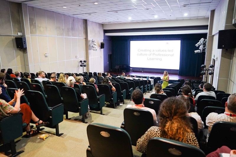 How our teachers develop and grow together - Professional Learning at BIS HCMC - How our teachers develop and grow together - Professional Learning at BIS HCMC