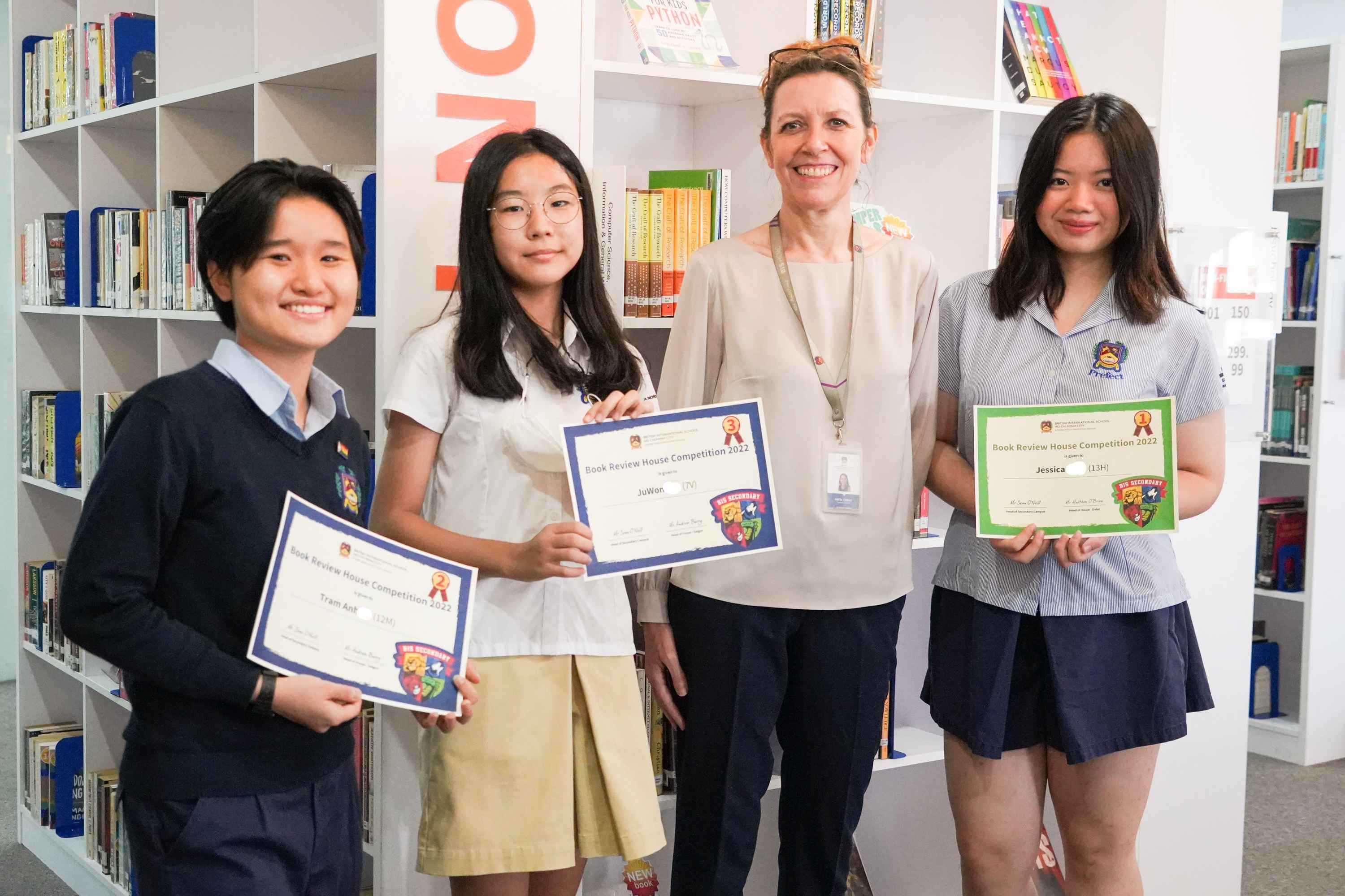 Book Review 2022 - Carousel For News Detail