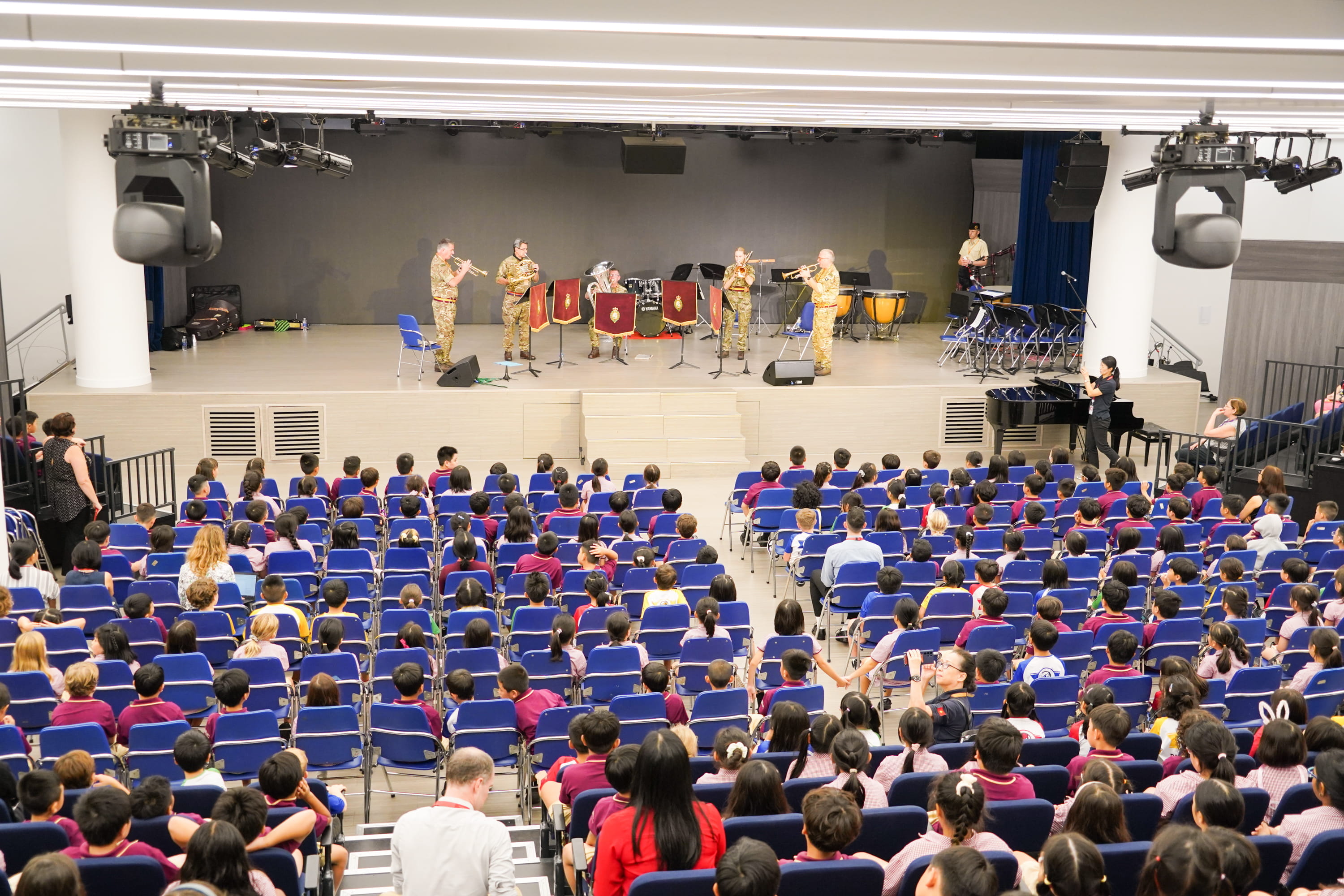 BIS HCMC and British Consulate General celebrate 50 years between the UK and Vietnam - Carousel For News Detail 1