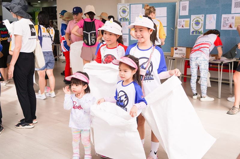 BIS HCMC community clean up Thao Dien - BIS HCMC community clean up Thao Dien
