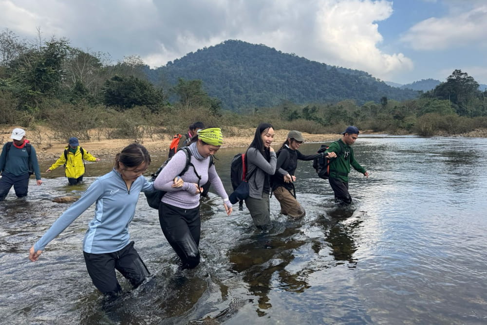 Secondary Expeditions 2026: Real-World Learning Across Vietnam and Asia, Told by Our Students - Year 12 Tu Lan Caving