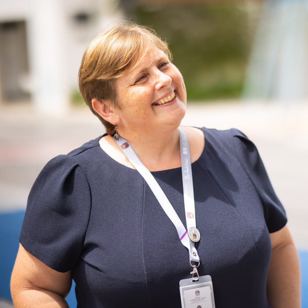 How We Teach | BIS HCMC - Small Text And Image 3