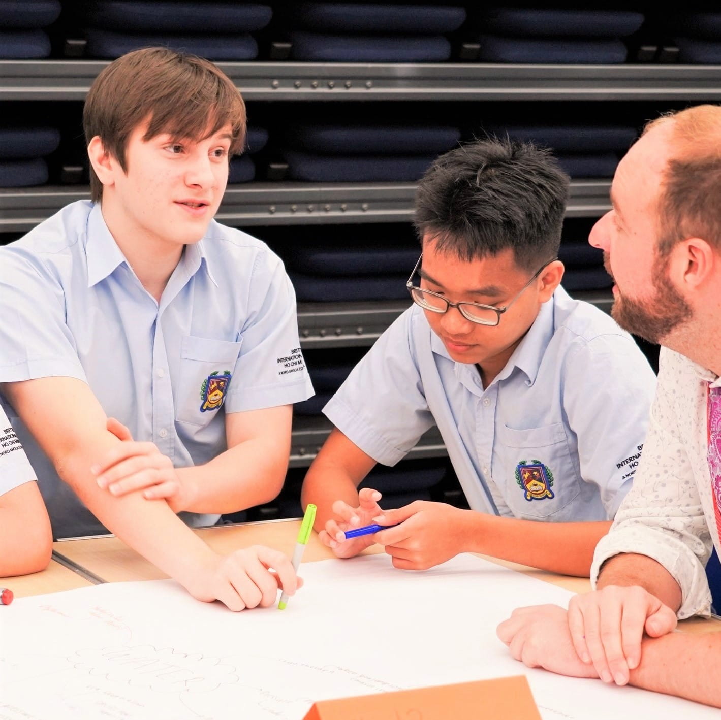 IB Diploma Programme Open Evening | Ages 16-18 | BIS HCMC - Feature Cards Pattern 2