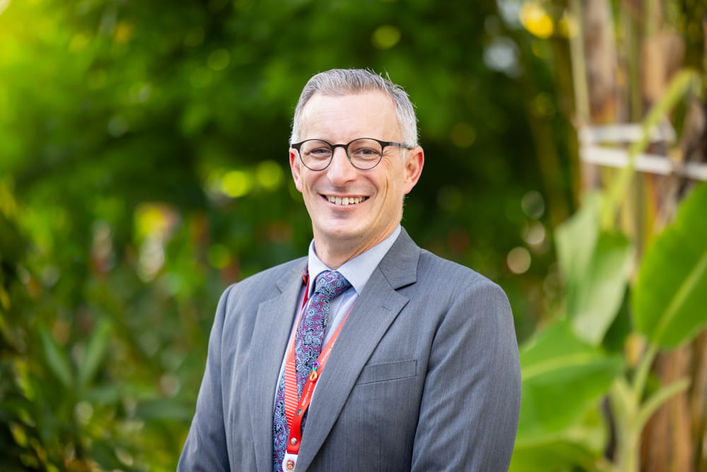 How We Teach | BIS HCMC - Feature Cards Tabs