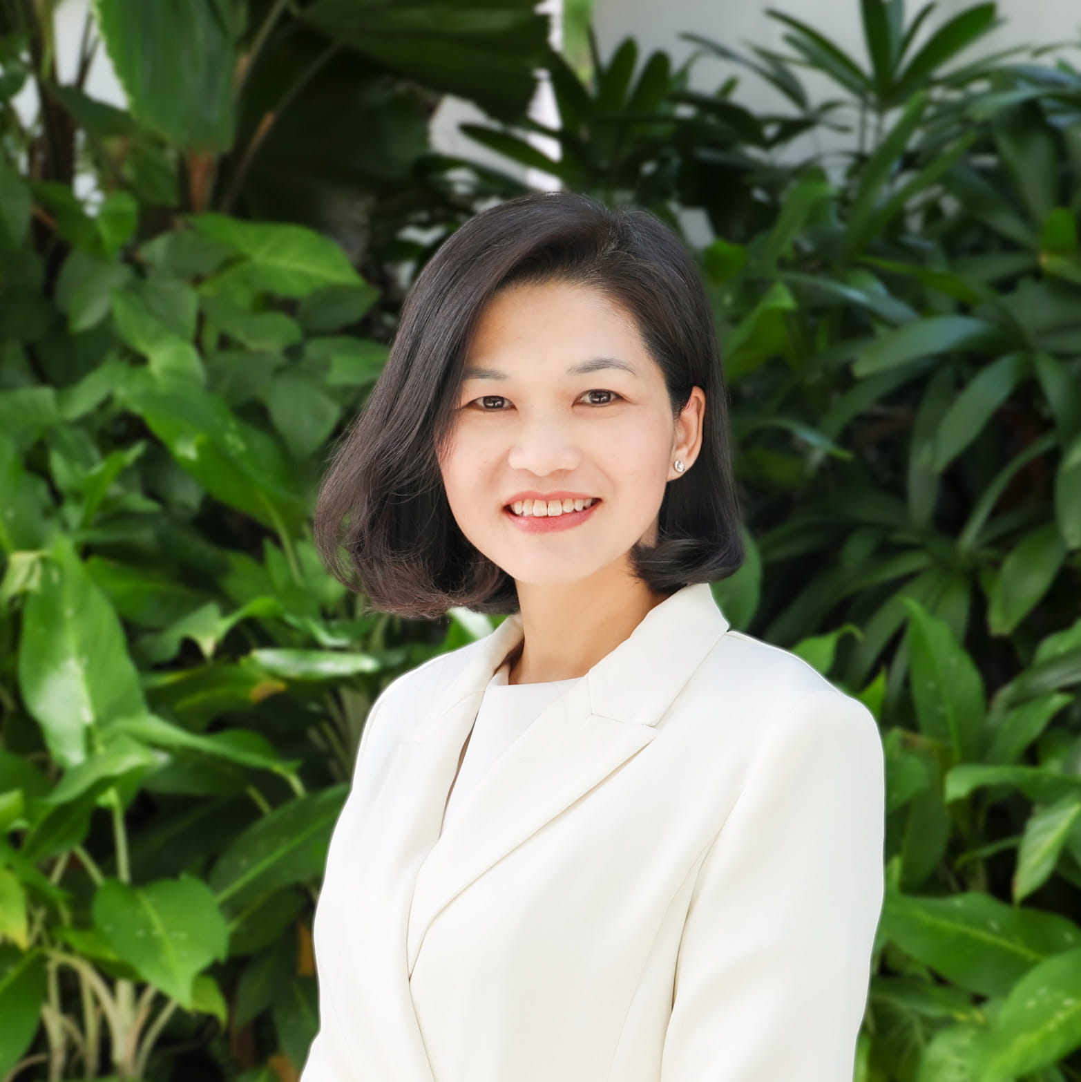 How We Teach | BIS HCMC - Feature Cards Tabs
