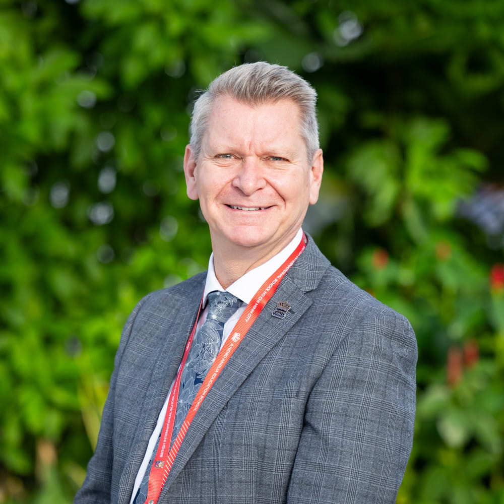 How We Teach | BIS HCMC - Feature Cards Tabs