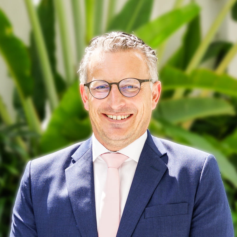 How We Teach | BIS HCMC - Feature Cards Tabs