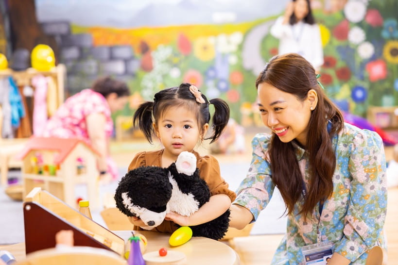 Why feeling safe at school helps young children thrive  - safe school young children bis hcmc