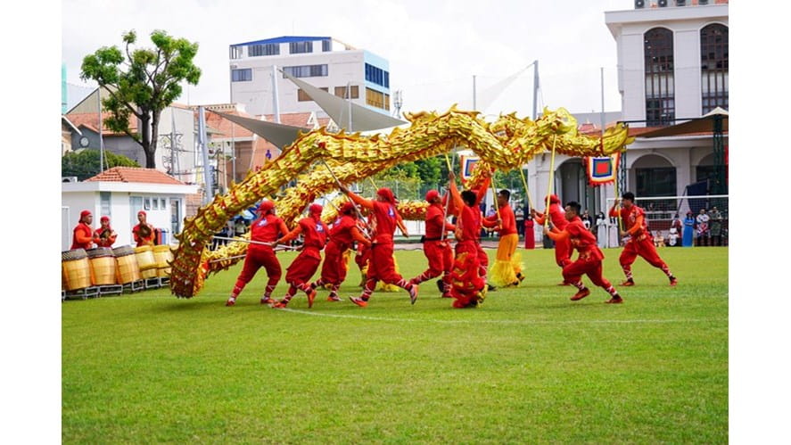 Dragon dance