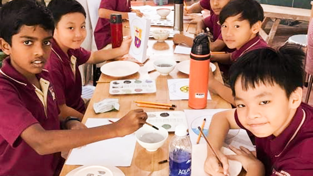 Outstanding Experiences | BIS HCMC - 07 - Feature Cards Pattern - Expeditions