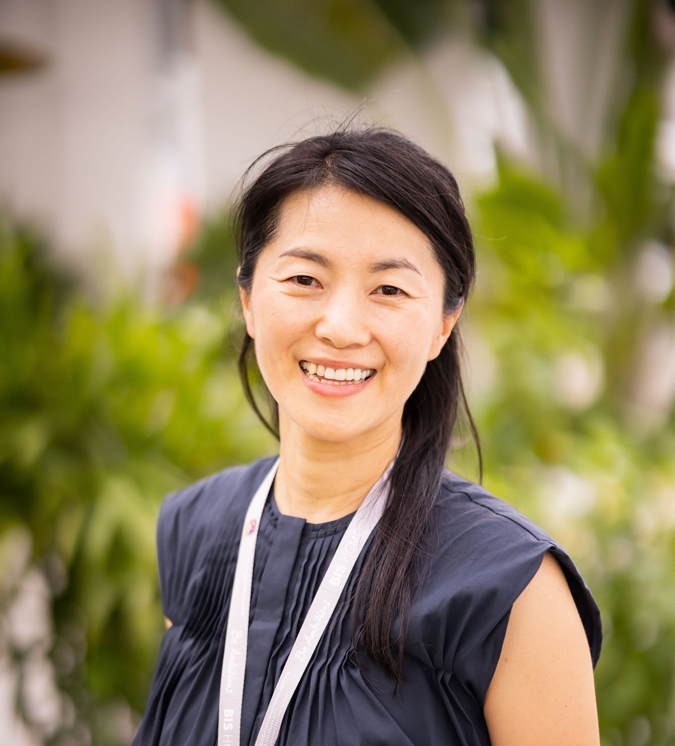 Private School in Ho Chi Minh City | BIS HCMC - Feature Cards Pattern