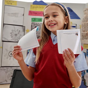 British International School of Houston Summer Camp | BIS Houston - Feature Cards Pattern