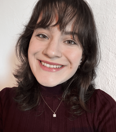 Academic Excellence | British International School Bratislava - Feature Cards Pattern 1