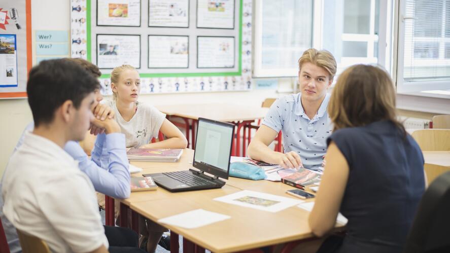 Applying to Slovakia & Czech Republic | BISB Bratislava - Applying to Slovakia and Czech Republic