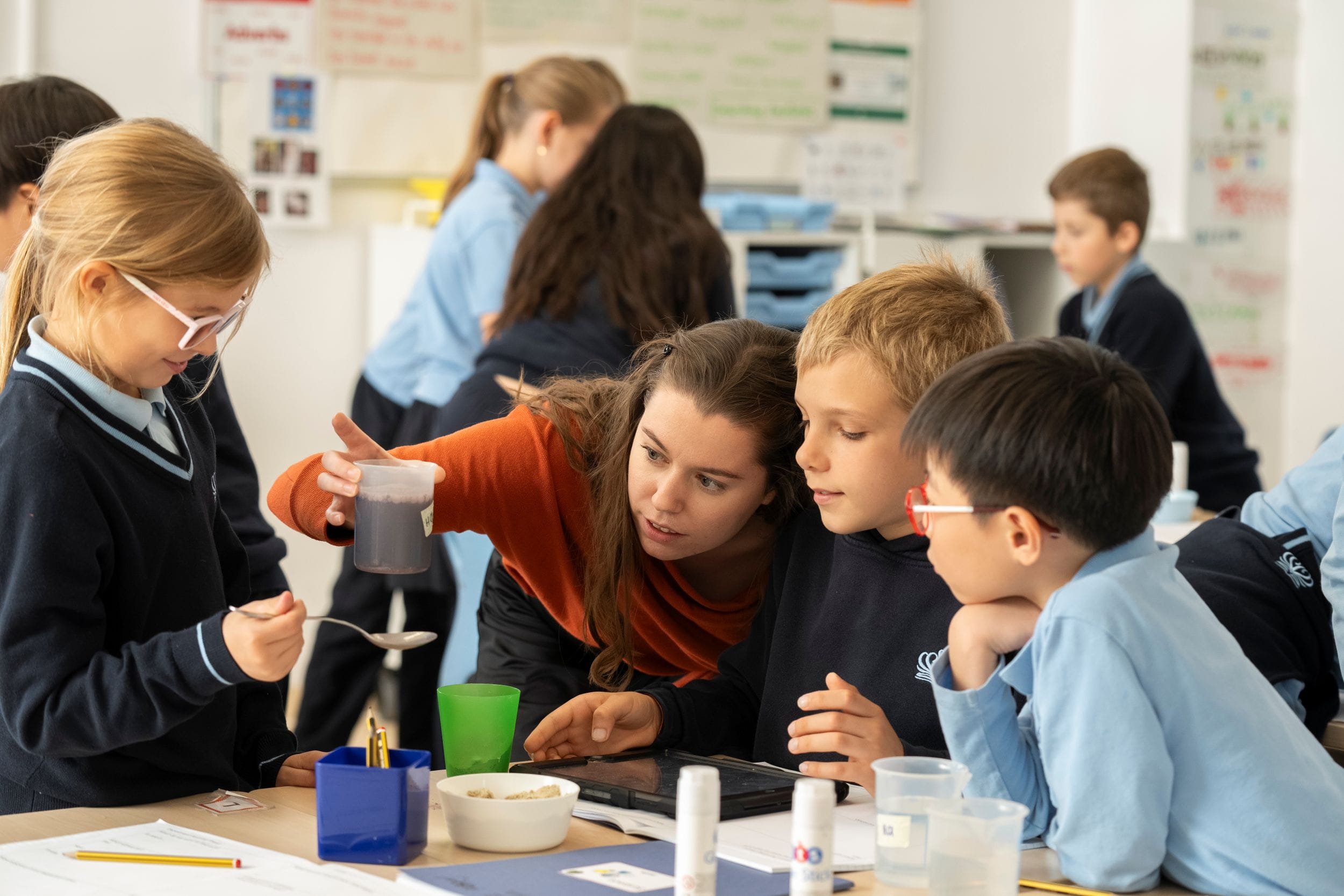 5 Indicators That Your School Has Exceptional Teachers - 5 Indicators That Your School Has Exceptional Teachers