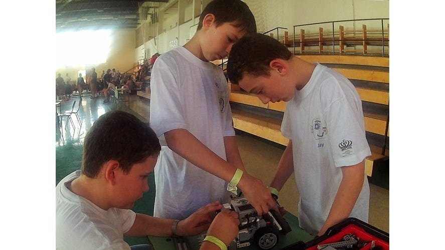 Robotics Our BISB competitors hard at work