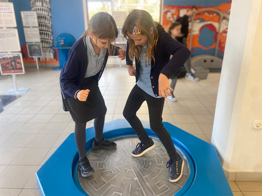 Year 5 Trip to Csopa Science Museum - Carousel For News Detail