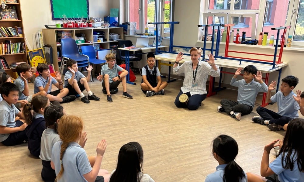 Curtains Up! - Drama Lessons in Primary