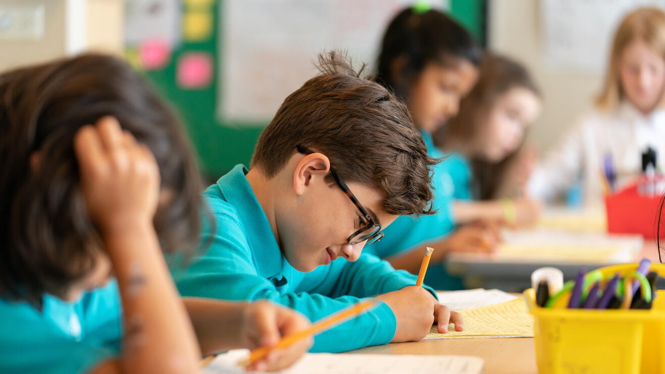 School Calendar 2023/2024 British International School of Chicago