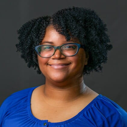 Our Staff & How We Teach | BISC Lincoln Park - Feature Cards Tabs