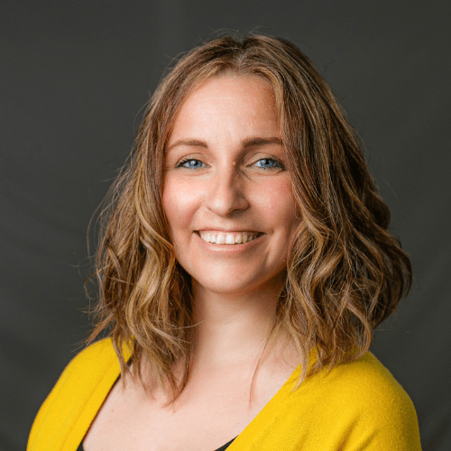 Our Staff & How We Teach | BISC Lincoln Park - Feature Cards Tabs