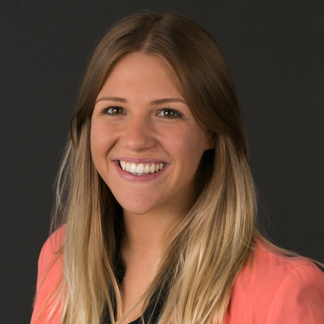 Our Staff & How We Teach | BISC Lincoln Park - Feature Cards Tabs