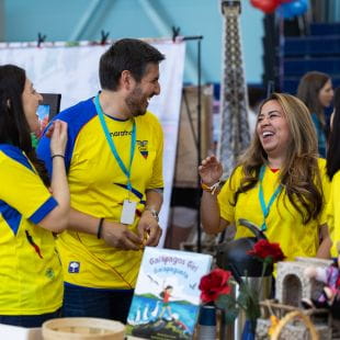 BISC Lincoln Park | Nord Anglia Education - Feature Cards Pattern