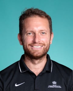 Our Staff & How We Teach | BISC Lincoln Park - Feature Cards Tabs