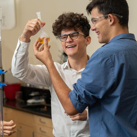 IGCSE curriculum science lesson