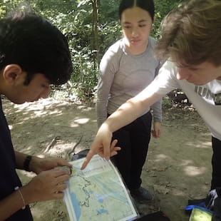 Outstanding Experiences | BIS Chicago, South Loop | Nord Anglia - 07 - Feature Cards Pattern - Expeditions