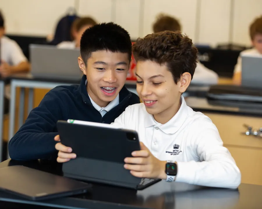 Admissions | BIS Chicago, South Loop | Nord Anglia - 04 - image-50-50 Checklist