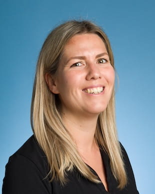 How We Teach | BIS Chicago, South Loop | Nord Anglia - Feature Cards Tabs