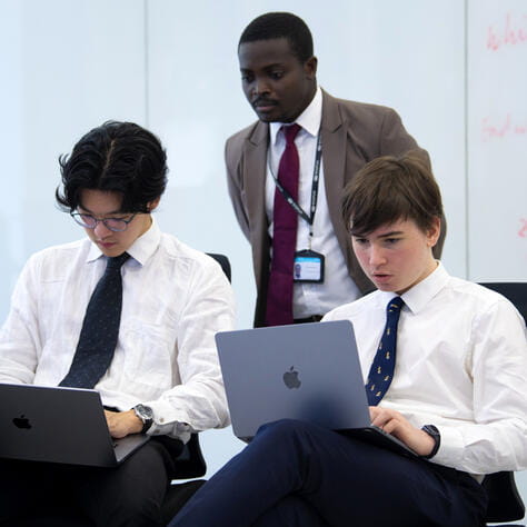 IGCSE 课程 | 上海英国学校浦西校区 - Small Text And Image 2