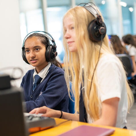 校园环境 | 上海英国学校浦西校区 - Small Text And Image 2