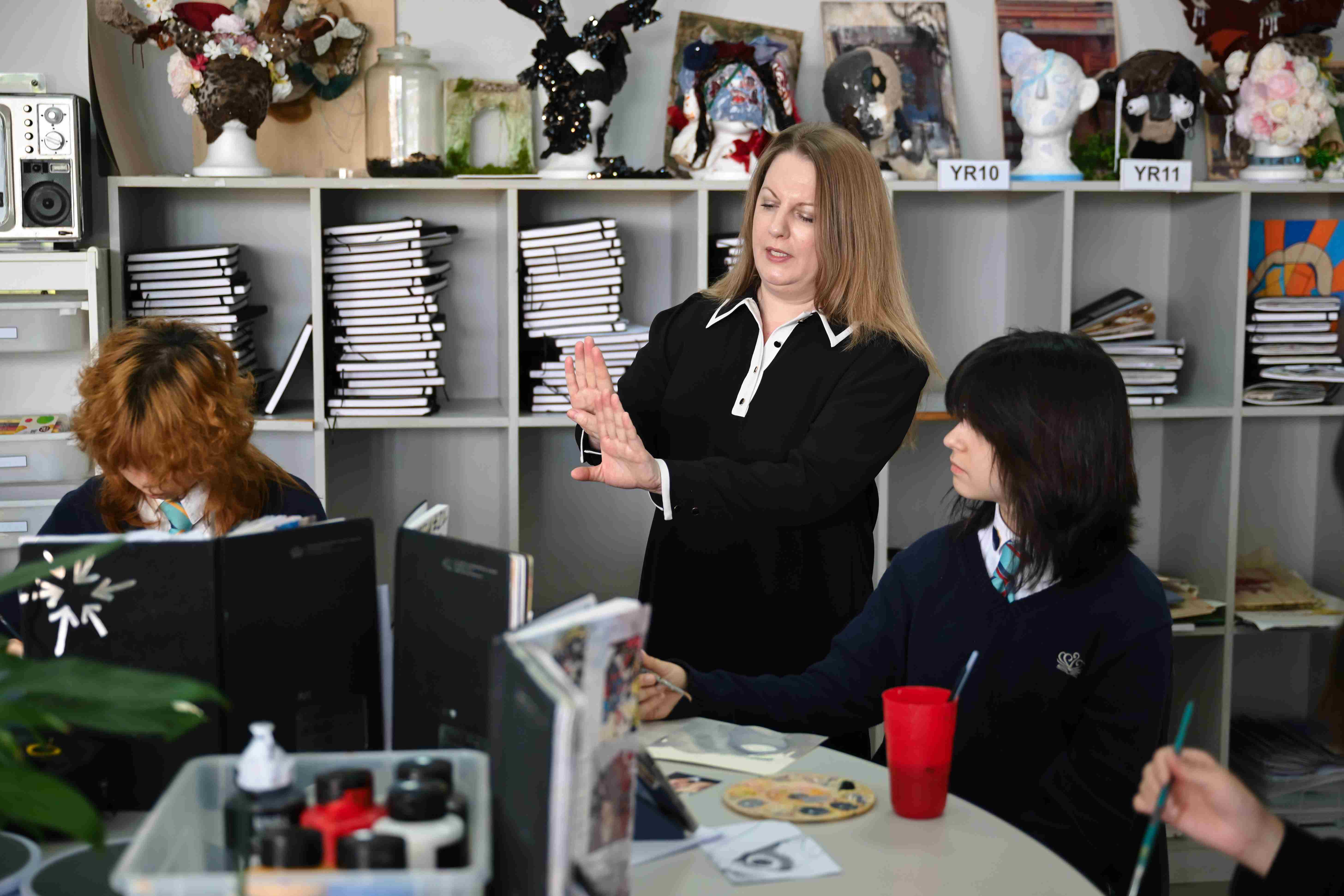 上海国际初中学校 | 上海英国学校浦西校区 - Small Text And Image 1