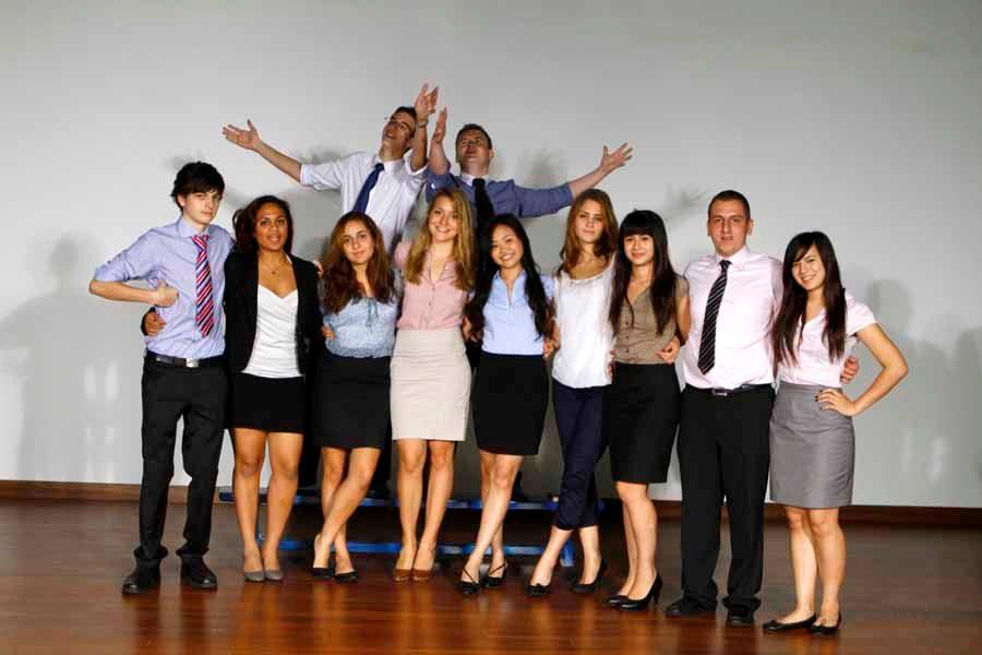 7 Questions with BISS Alumni - Vanessa & Suzanne - 7 Questions with BISS Alumni