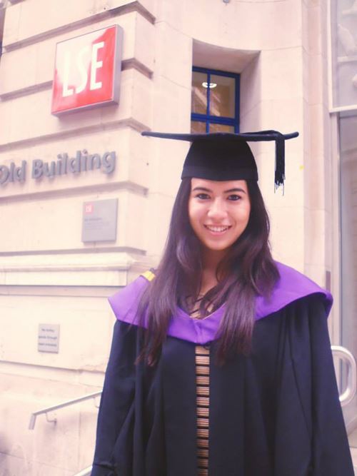 7 Questions with BISS Alumni - Vanessa & Suzanne - 7 Questions with BISS Alumni