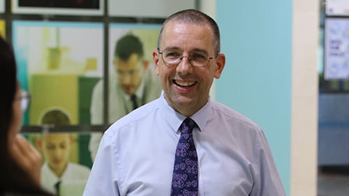 学校师资介绍与办学理念 | 上海英国学校浦西校区 - Feature Cards Tabs