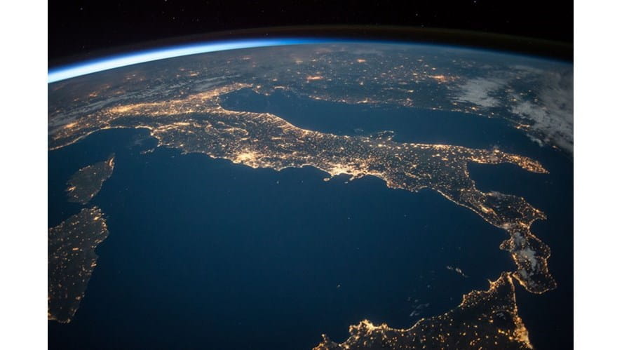 Filmmaker Encourages BISW Year 7 Students to Consider the Bigger Picture - filmmaker-encourages-bisw-year-7-students-to-consider-the-bigger-picture