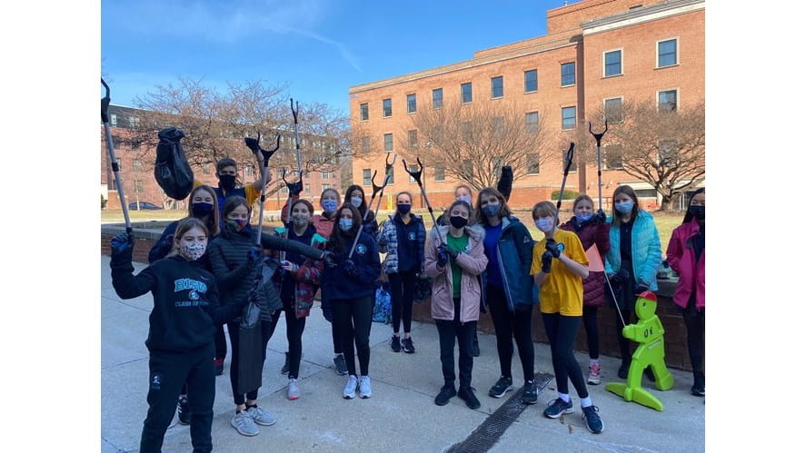 Students Lead Initiative to Protect the Environment at DC Park Dumbarton Oaks-students-lead-initiative-to-protect-the-environment-at-dc-park-dumbarton-oaks-Litter Pickup 1