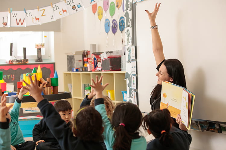 Academic Excellence | BSB Sanlitun - 04 - visualTimeline WithTags