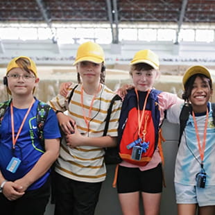 Outstanding Experiences | BSB Sanlitun - 07 - Feature Cards Pattern - Expeditions