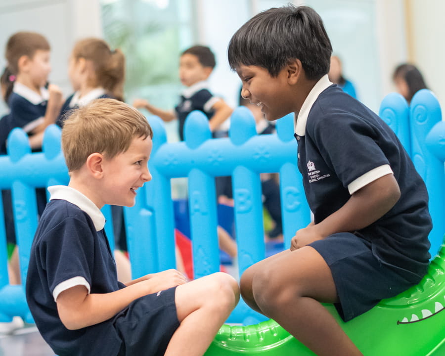 AboutOurSchool_InternationalCommunity