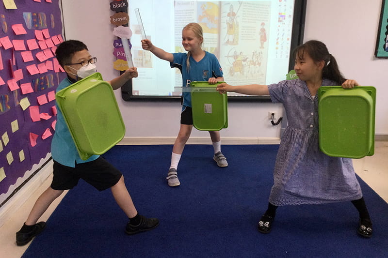 Self Portraits and Learning about the Romans | BSB Sanlitun - Self Portraits and Learning about the Romans