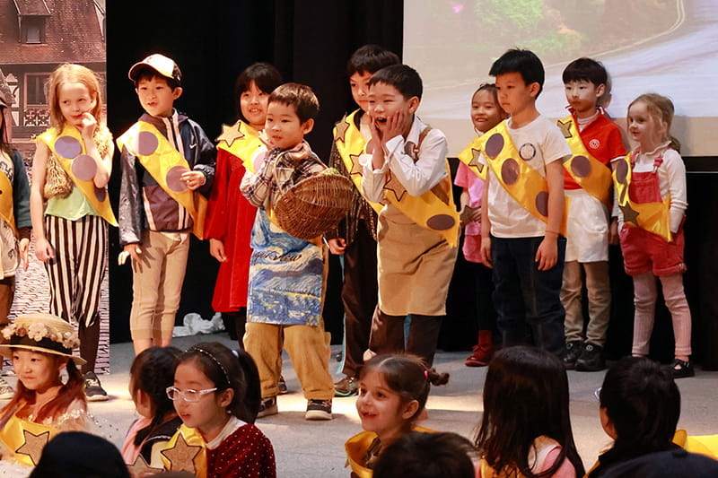 Year 2 light up the stage! | BSB Sanlitun - Year 2 light up the stage