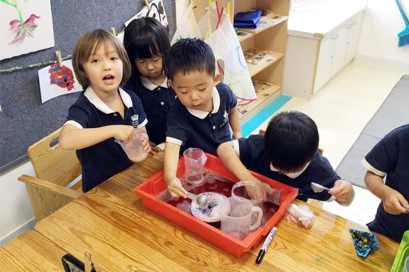 Colour, movement and Marvellous Faces: A Week of Discovery in Early Years | BSB Sanlitun - Colour and Movement