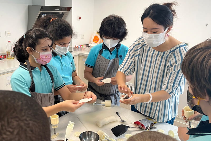 making moon cakes