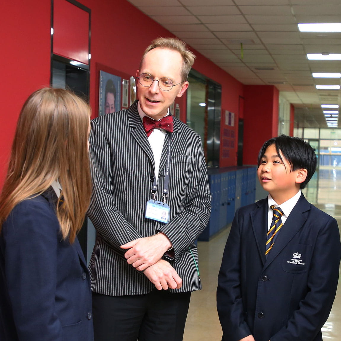 北京国际学校课程｜北京英国学校顺义校区 - Feature Cards Tabs